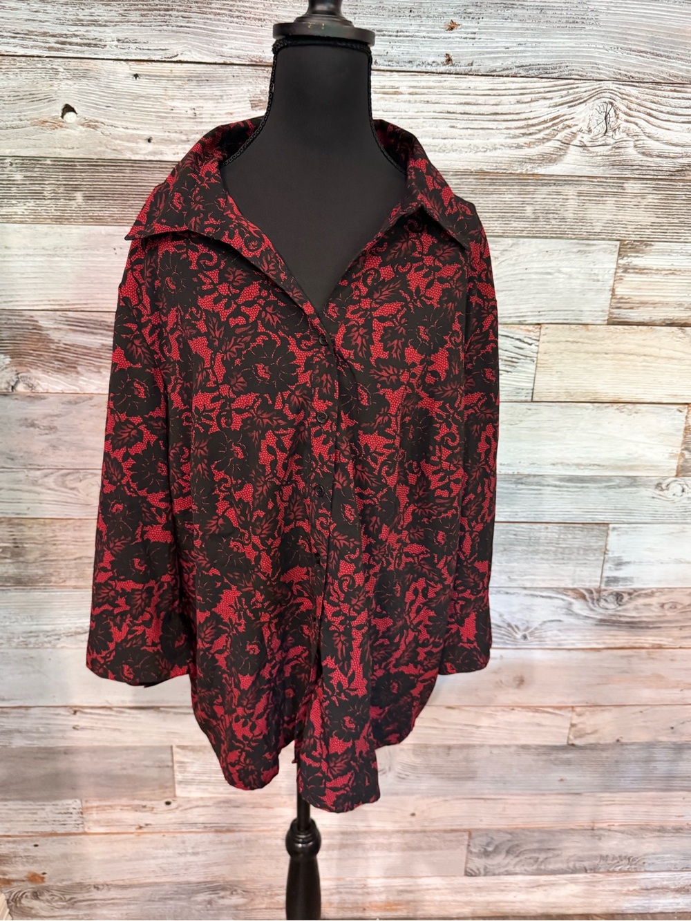 NWT Fred David Black and Red Floral Button-Down Shirt